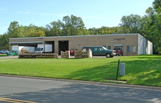 Plus de détails pour 3350 Mike Collins Dr, Eagan, MN - Industriel/Logistique à vendre