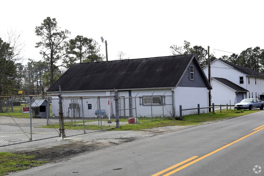 1110 Limehouse Ln, Ladson, SC à vendre - Photo de l’immeuble – Image 3 sur 16