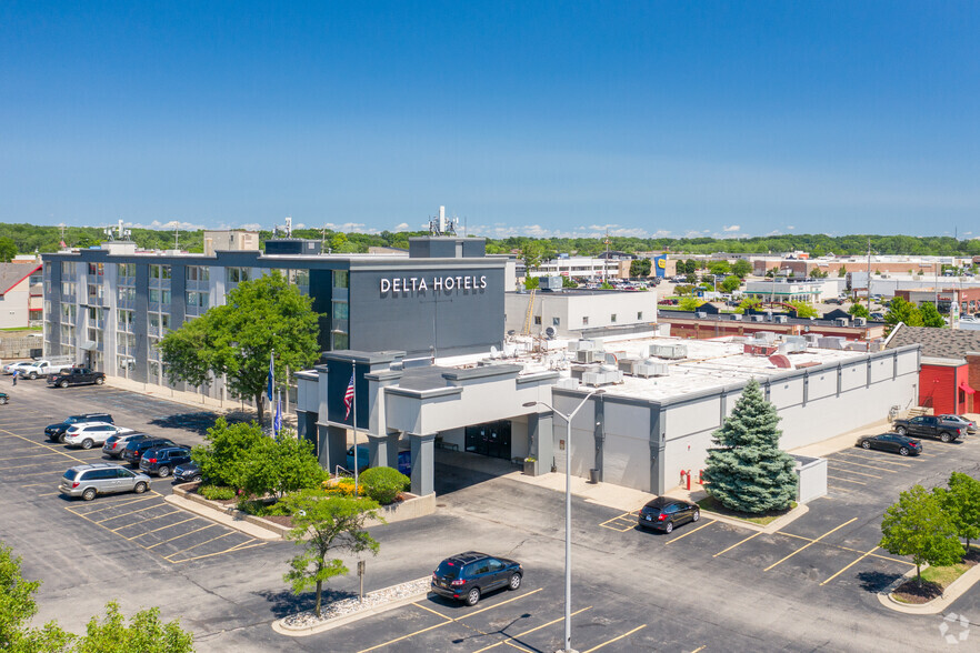 3333 28th St SE, Grand Rapids, MI à louer - Photo principale – Image 1 sur 5