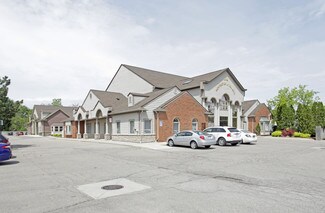 Plus de détails pour 2708 S Rochester Rd, Rochester Hills, MI - Bureau à vendre