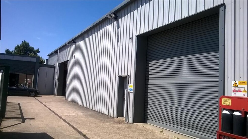 1A Lyon Close, Kempston à louer - Photo de l’immeuble – Image 2 sur 4