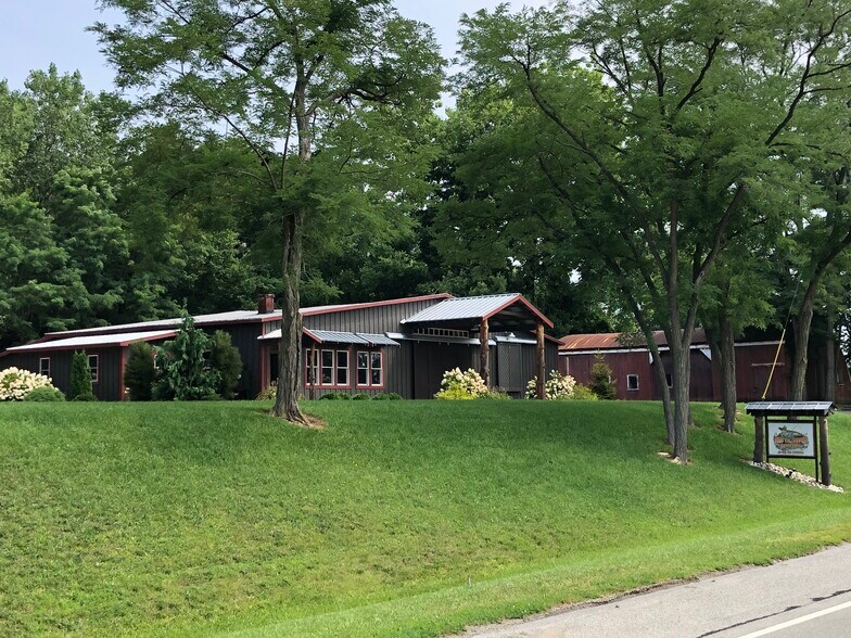6062 W 600 S, Huntington, IN à vendre - Photo de l’immeuble – Image 3 sur 19