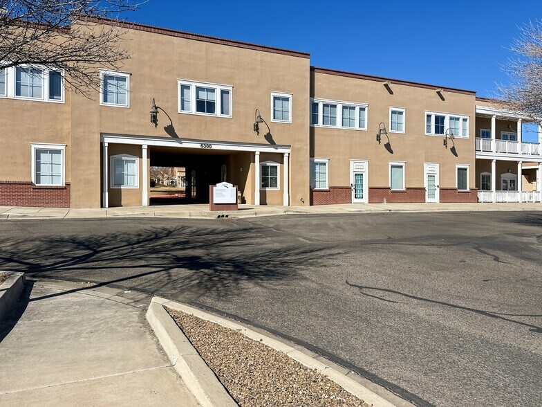 6300 Riverside Plaza Ln NW, Albuquerque, NM à louer - Photo de l’immeuble – Image 2 sur 14