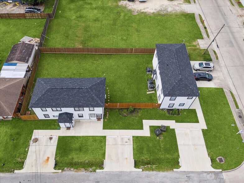 904 Beverly Ave, Pasadena, TX à vendre - Photo de l’immeuble – Image 1 sur 45