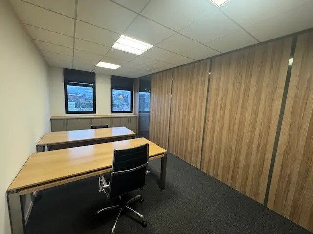 Plus de détails pour Bureau à vendre