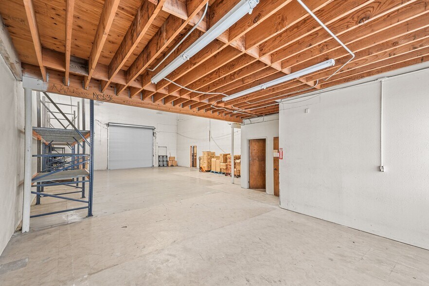 2346 Via Segundo, San Ysidro, CA à vendre - Photo de l’immeuble – Image 2 sur 19