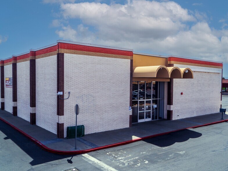 14554 7th St, Victorville, CA à vendre - Photo de l’immeuble – Image 2 sur 6