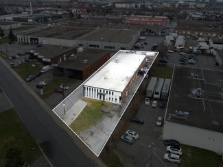 Plus de détails pour 3130 Universal Dr, Mississauga, ON - Industriel/Logistique à louer