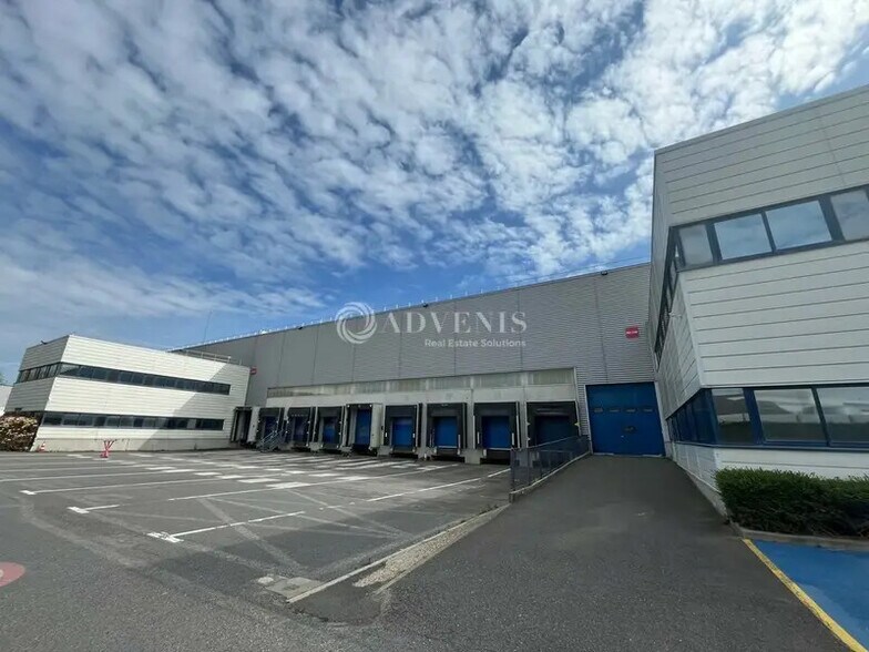 Industriel/Logistique dans Bonneuil-sur-Marne à louer - Photo de l’immeuble – Image 3 sur 12