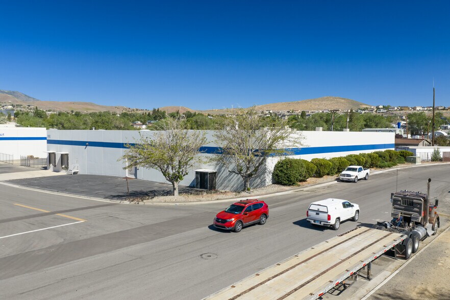 191 Catron Dr, Reno, NV à louer - Photo de l’immeuble – Image 3 sur 13