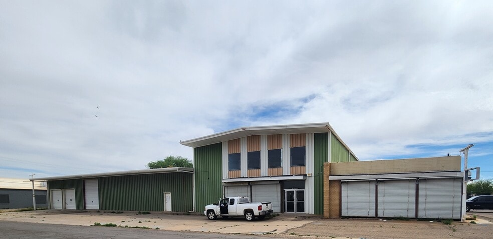 114 W Bland St, Roswell, NM à vendre - Photo principale – Image 1 sur 9