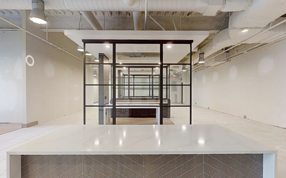 11605 N Community House Rd, Charlotte, NC à louer - Numérisation 3D Matterport – Image 3 sur 4