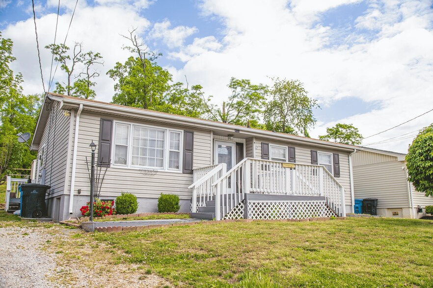 Roanoke VA - 27 Property Package portefeuille de 2 biens à vendre sur LoopNet.fr - Photo de l’immeuble – Image 3 sur 27