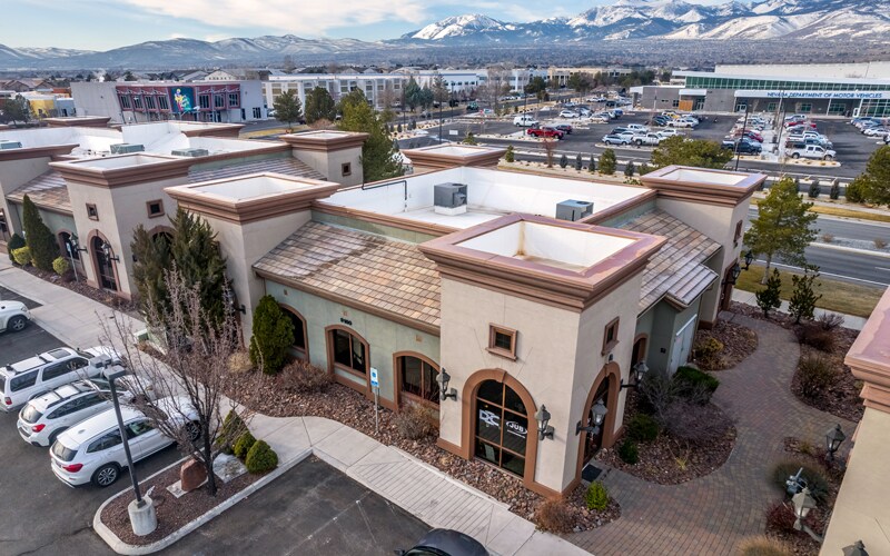 9160 Double Diamond Pky, Reno, NV à louer - Photo de l’immeuble – Image 1 sur 9