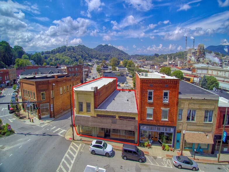 505 Main St, Canton, NC à vendre - Photo de l’immeuble – Image 2 sur 26