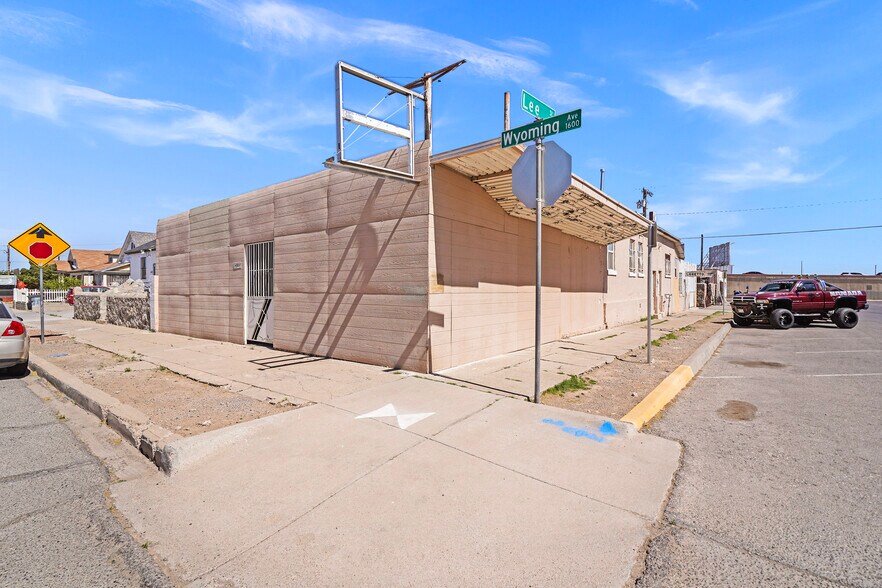 1600 Wyoming Ave, El Paso, TX à vendre - Photo de l’immeuble – Image 2 sur 41