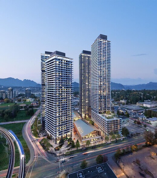 10420 City Pky, Surrey, BC à louer - Photo de l’immeuble – Image 2 sur 12