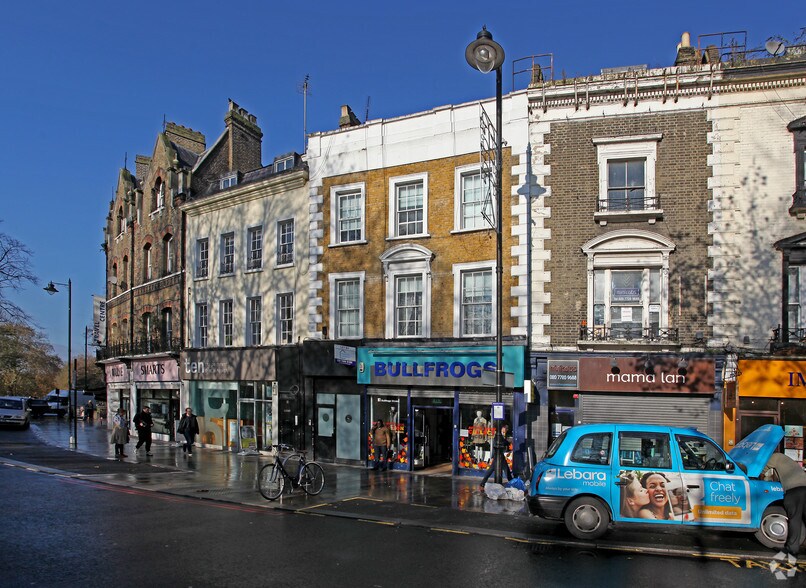 9 The Pavement, Londres à vendre - Photo de l’immeuble – Image 3 sur 4