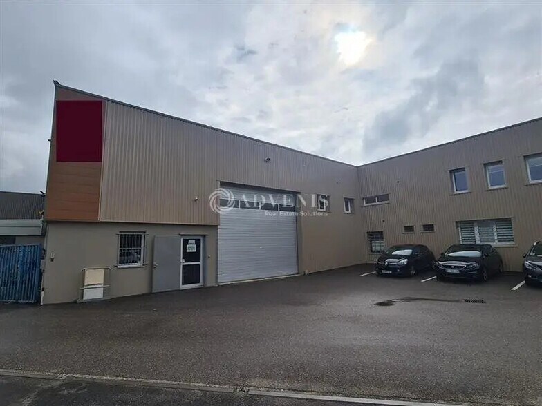 Local d’activités dans Woippy à louer - Photo de l’immeuble – Image 1 sur 8