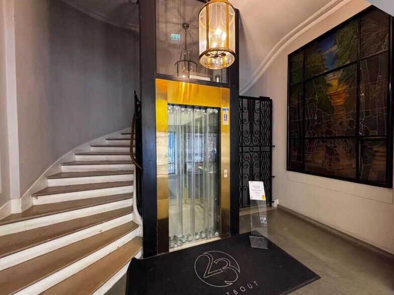 23 Rue Taitbout, Paris à louer - Photo de l’immeuble – Image 1 sur 19