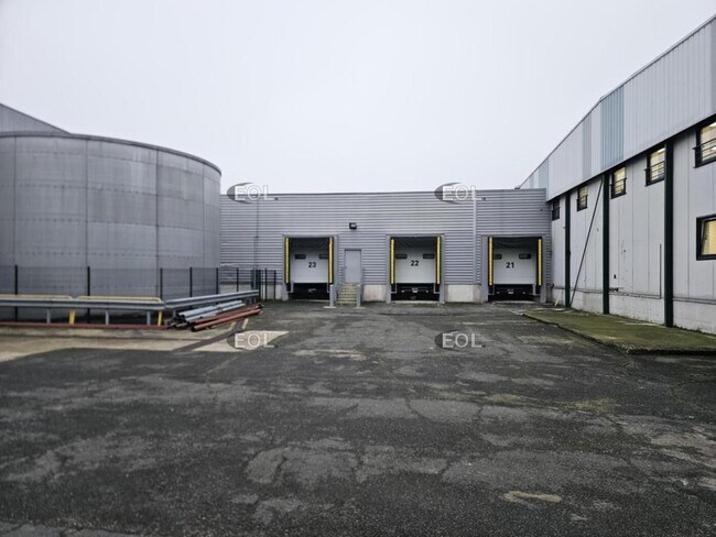 Plus de détails pour Industriel/Logistique à louer