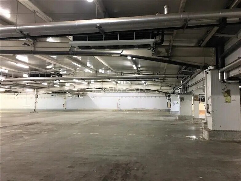 Industriel/Logistique dans Orly à louer - Photo de l’immeuble – Image 2 sur 12