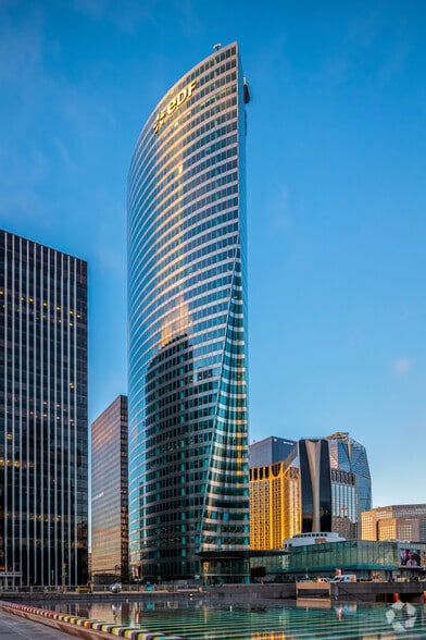 20 Place De La Défense, Puteaux à louer - Photo principale – Image 1 sur 4