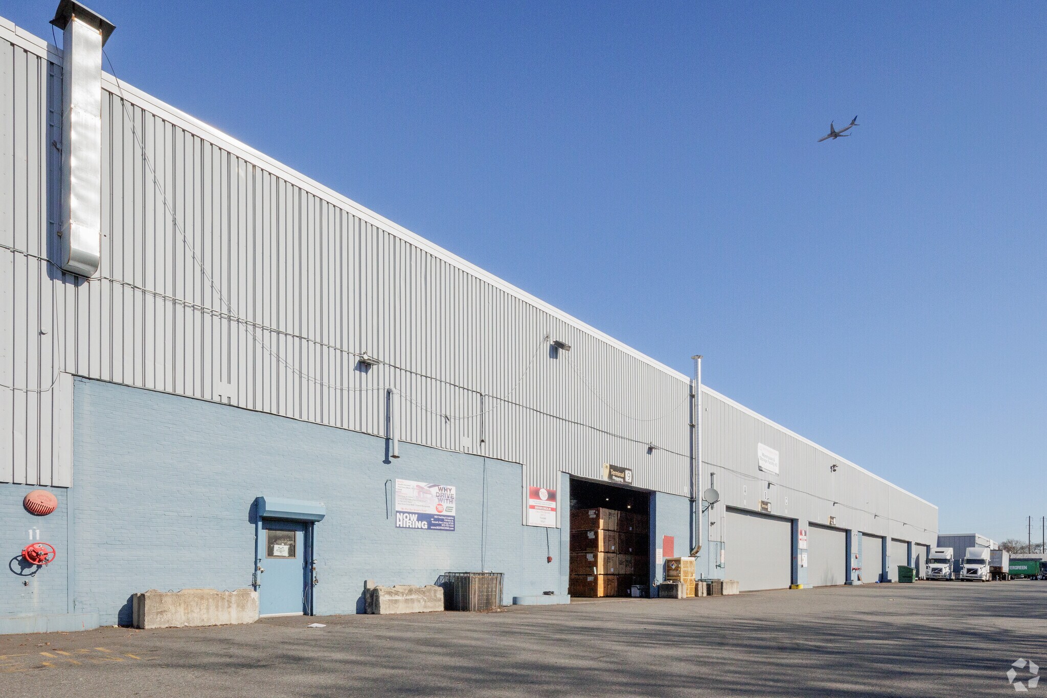 397-447 Ferry St, Newark, NJ à louer Photo principale– Image 1 sur 22