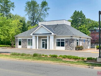Plus de détails pour 176 Newington Rd, West Hartford, CT - Local commercial à louer