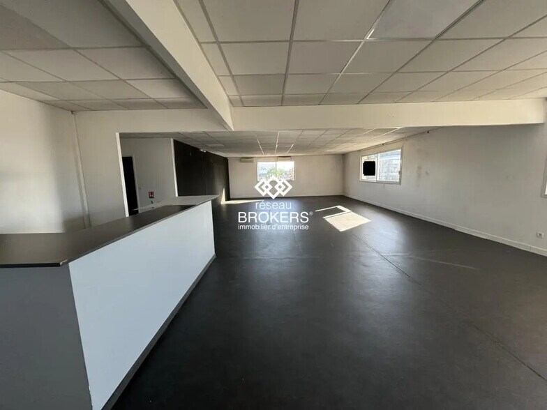 233 Avenue De La Marne, Mérignac à louer - Photo de l’immeuble – Image 2 sur 4