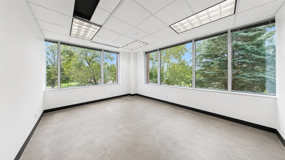 5555 Glendon Ct, Dublin, OH à vendre - Photo de l’immeuble – Image 3 sur 13