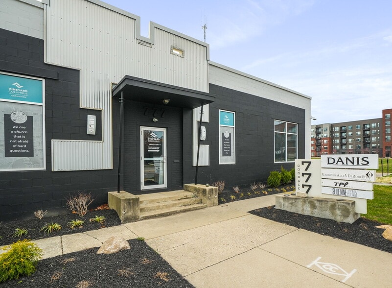 777 Goodale Blvd, Columbus, OH à louer - Photo de l’immeuble – Image 3 sur 9