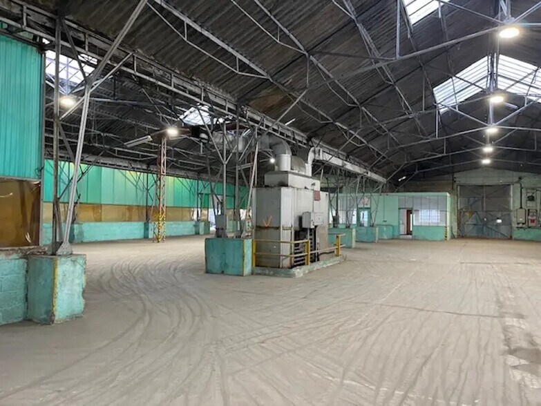 Local d’activités dans Mably à louer - Photo intérieure – Image 2 sur 6