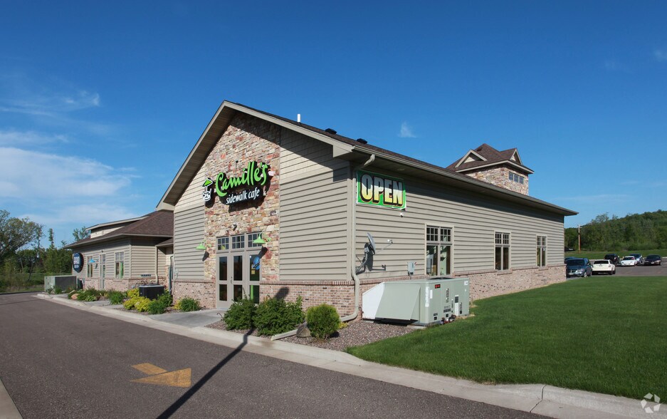 1120 122nd St, Chippewa Falls, WI à louer - Photo de l’immeuble – Image 2 sur 12