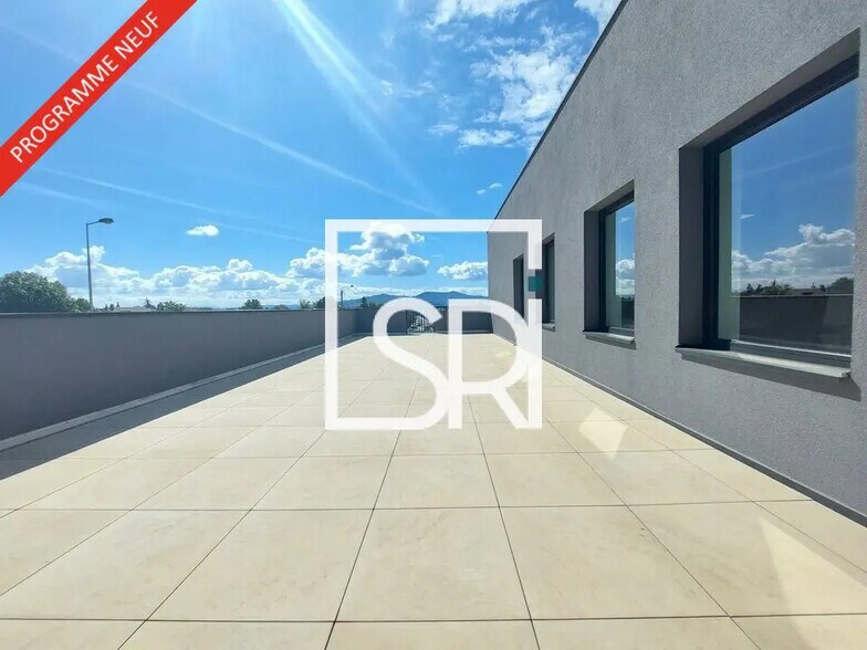 Bureau dans Cournon-d'Auvergne à louer - Photo de l’immeuble – Image 1 sur 10