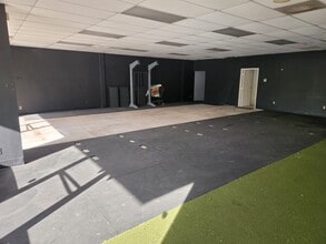 1220-1364 E Mission Ave, San Marcos, CA à louer Photo intérieure– Image 2 sur 5