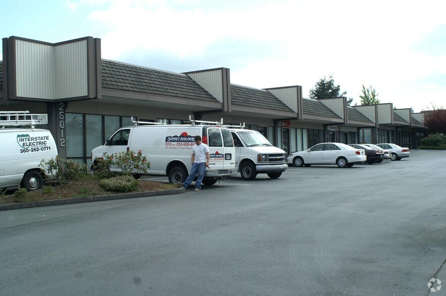 25012 104th Ave SE, Kent, WA à louer - Photo de l’immeuble – Image 3 sur 5
