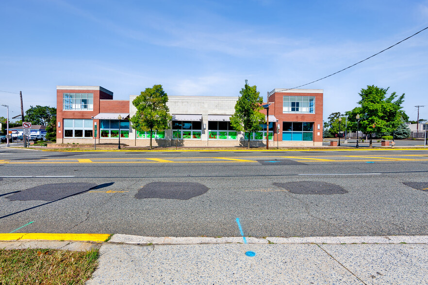 343 S Broad St, Woodbury, NJ à louer - Photo de l’immeuble – Image 1 sur 8