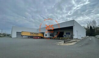 Plus de détails pour Bureau, Industriel/Logistique à louer