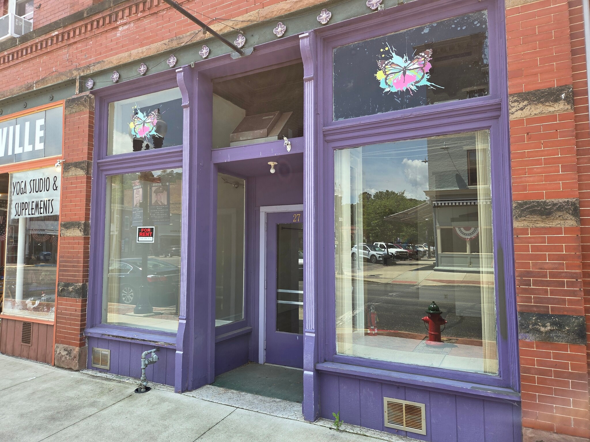 27 W Columbus St, Nelsonville, OH à louer Photo de l’immeuble– Image 1 sur 5