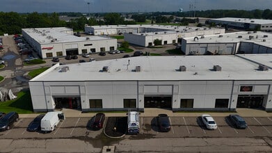 650-760 Radio Dr, Lewis Center, OH à louer Photo intérieure– Image 2 sur 20