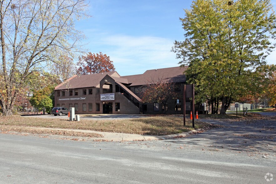 1276 Bannister Cir, Waldorf, MD à louer - Photo de l’immeuble – Image 3 sur 8
