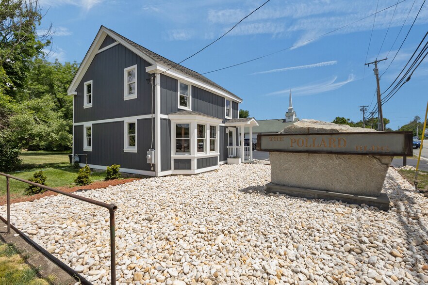 2695 Hartford Ave, Johnston, RI à louer - Photo de l’immeuble – Image 3 sur 33