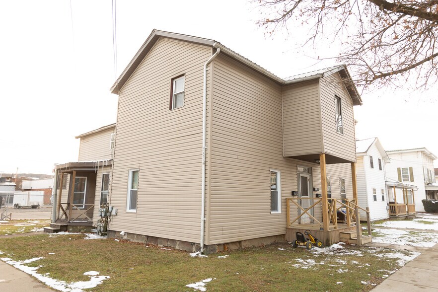 125 E Main St, Titusville, PA à vendre - Photo de l’immeuble – Image 3 sur 14