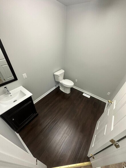 42 Antares Dr, Ottawa, ON à vendre - Photo intérieure – Image 2 sur 15