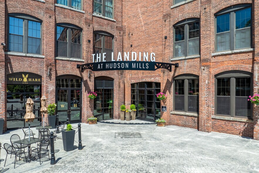 43 Broad St, Hudson, MA à louer - Photo de l’immeuble – Image 2 sur 14