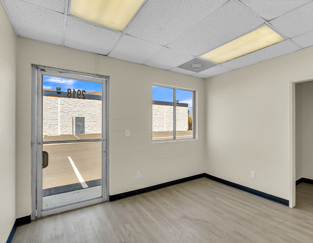2902-2976 Rubidoux Blvd, Jurupa Valley, CA à louer Photo intérieure– Image 1 sur 2