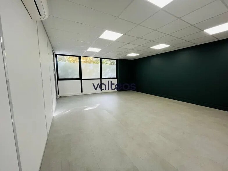 130 Rue Galilée, Labège à louer - Photo de l’immeuble – Image 2 sur 6