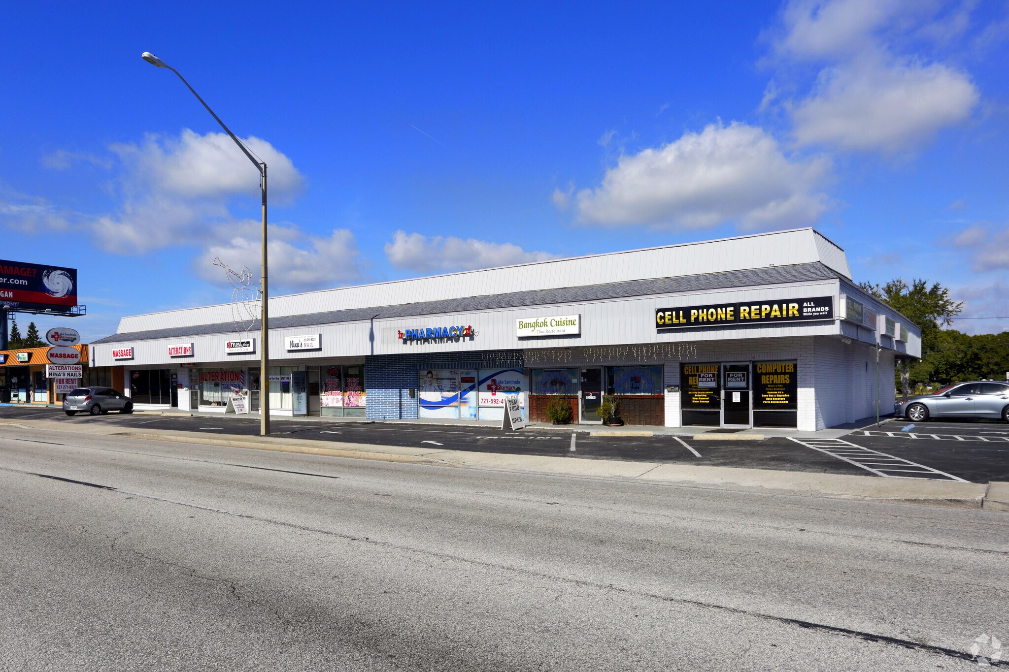 9139 Park Blvd, Seminole, FL à louer Photo principale– Image 1 sur 2