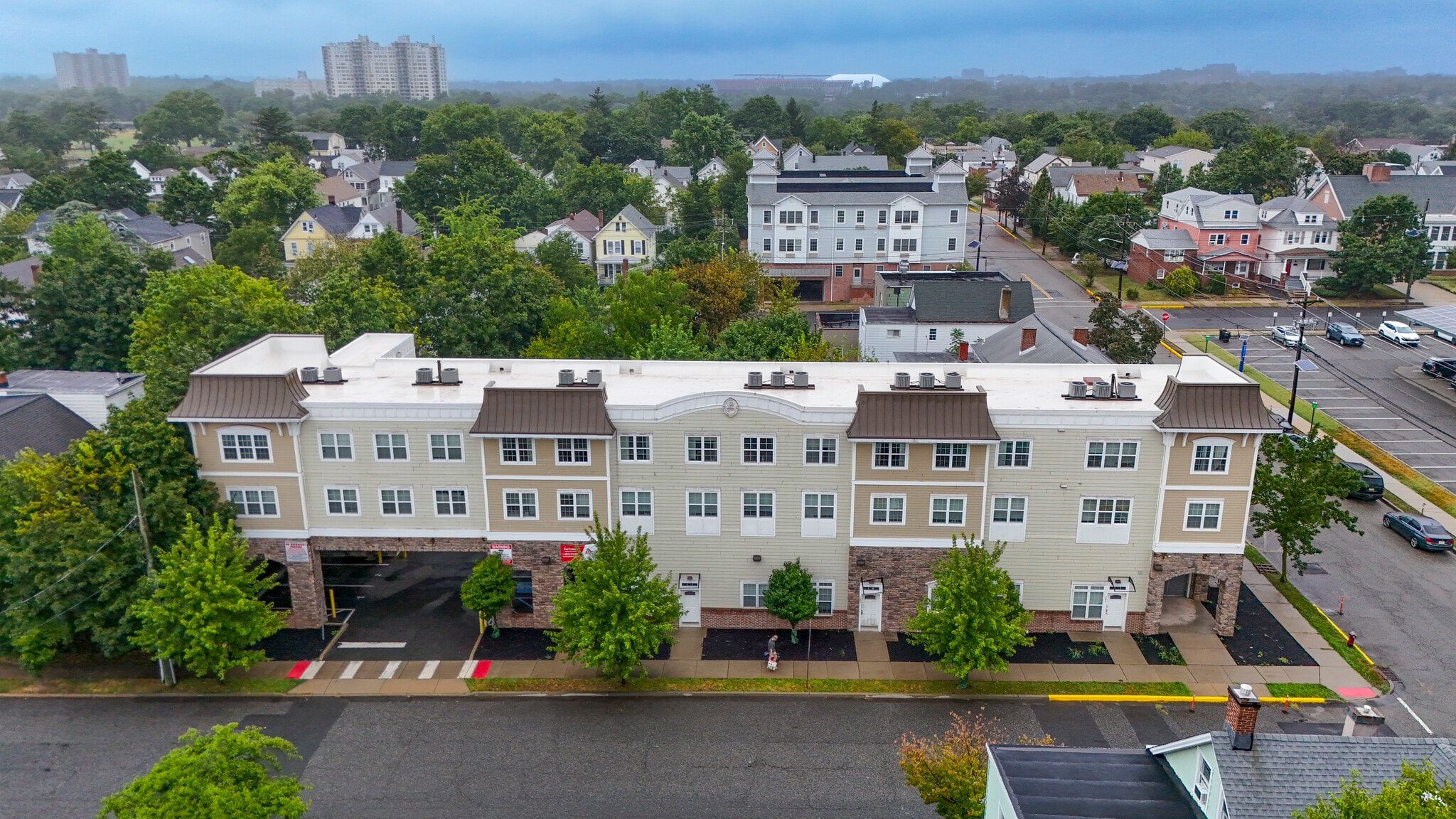 48 Sicard St, New Brunswick, NJ à vendre Photo principale– Image 1 sur 22